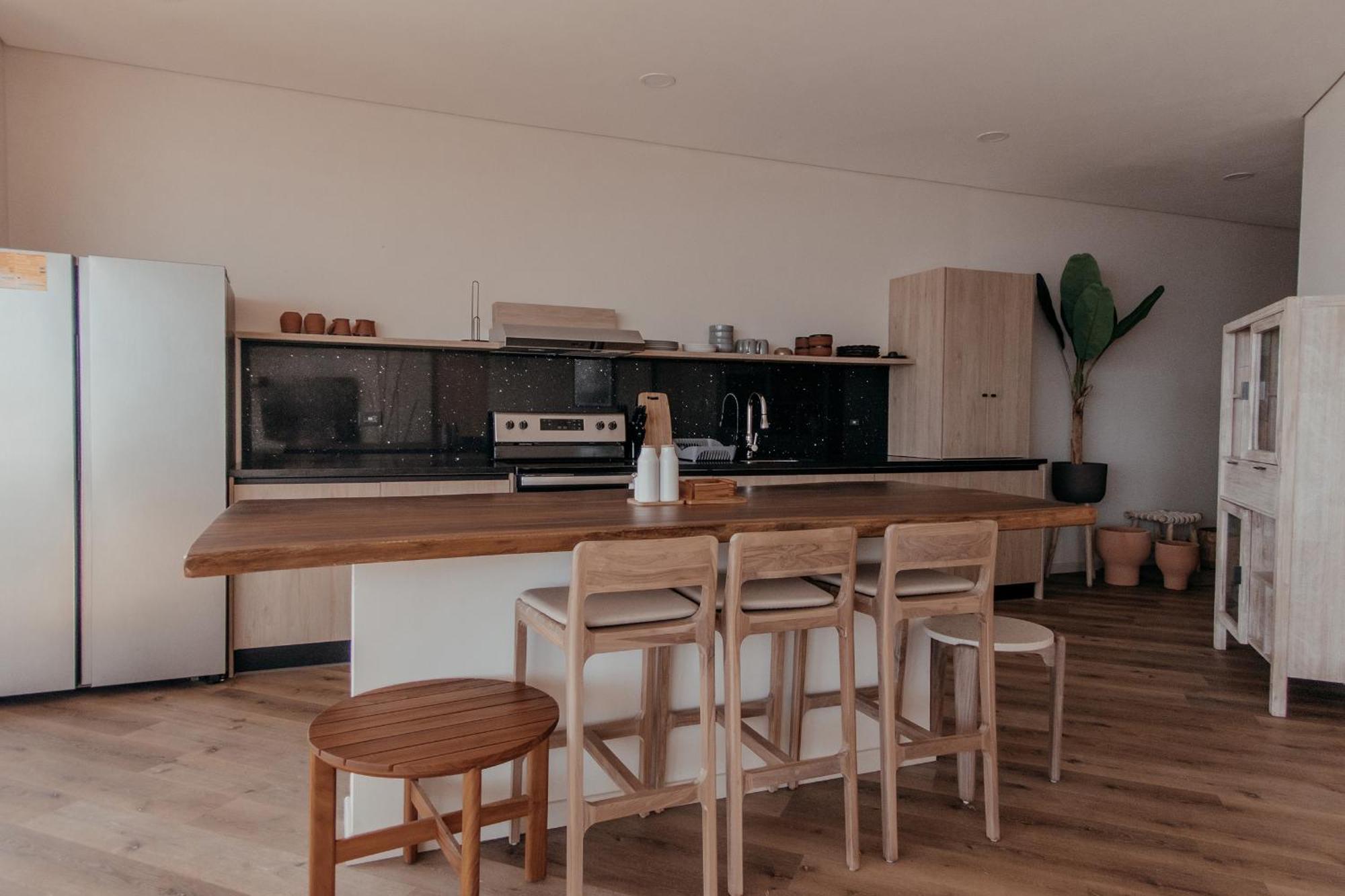 埃尔蒙特Wave House公寓式酒店 外观 照片